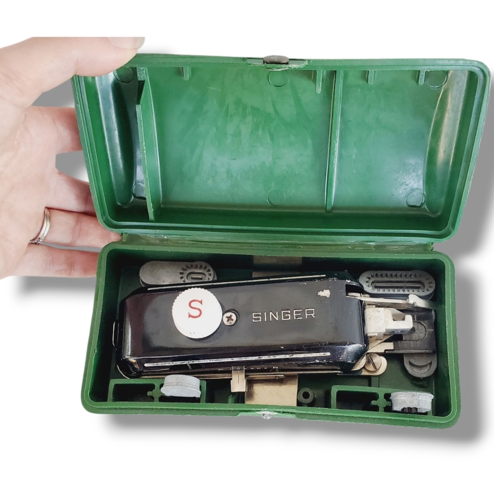 Vintage Singer Buttonholer #160506 in Case Comes As Shown:)